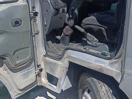 2010 Hyundai County, серый, 300000 рублей, вид 4