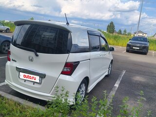 2011 Honda Freed Spike I, белый, 1050000 рублей, вид 4