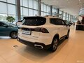 2025 Geely Okavango I Рестайлинг, белый, 3772990 рублей - вид 2