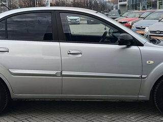 2010 Kia Rio II Рестайлинг, серебристый, 499000 рублей, вид 3
