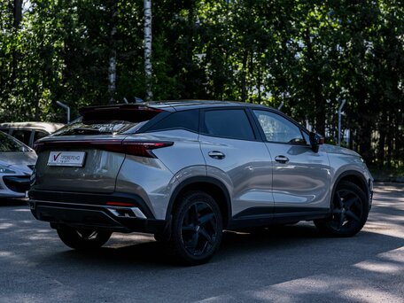 2022 Omoda C5 I, серебристый, 1200000 рублей, вид 2
