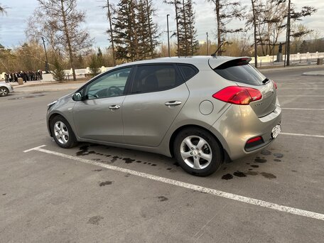 2012 Kia Ceed II, бежевый, 790000 рублей, вид 5