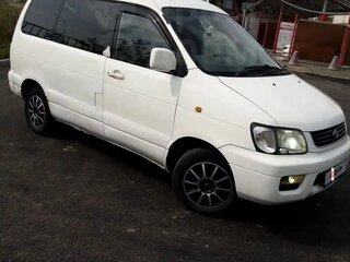 1999 Toyota Lite Ace Noah V, белый, 450000 рублей, вид 2