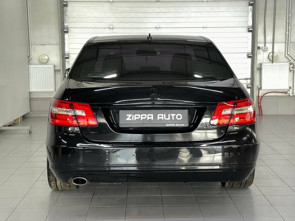 2010 Mercedes-Benz E-Класс 200 5G-Tronic IV (W212, S212, C207), чёрный - вид 4