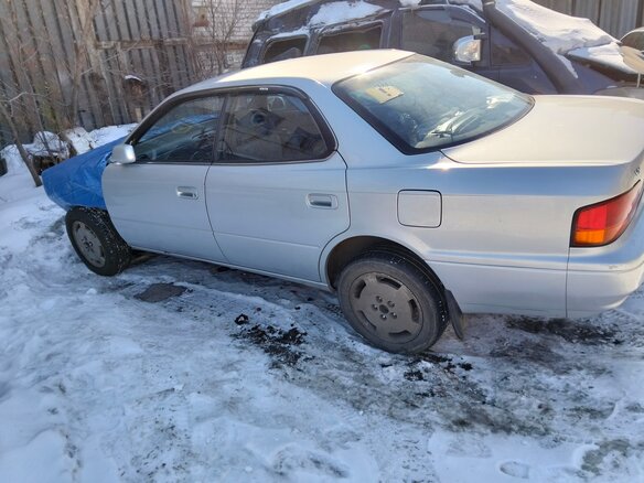 1995 Toyota Vista IV (V40), серый, 100000 рублей - вид 2