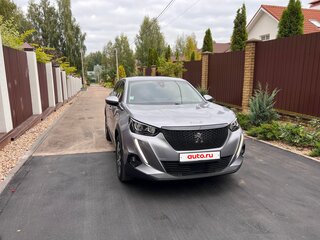 2020 Peugeot 2008 II, серый, 1640000 рублей, вид 3