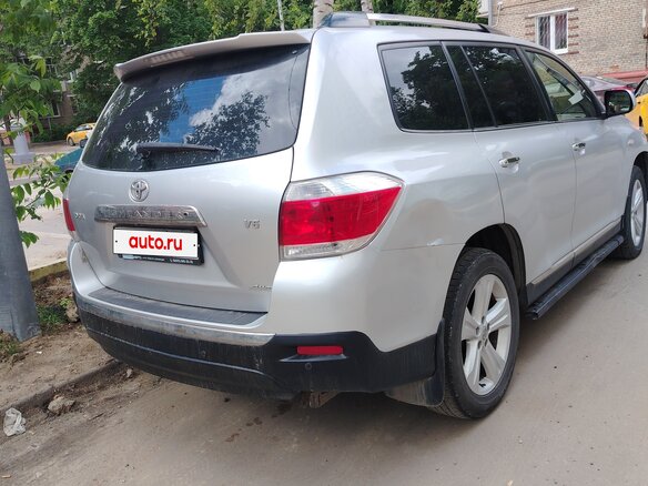 2012 Toyota Highlander II (XU40) Рестайлинг, серебристый, 2000000 рублей - вид 3