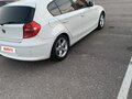 2010 BMW 1 серии 116i I (E81/E82/E87/E88) Рестайлинг, белый, 700000 рублей - вид 1