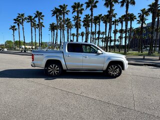 2016 Volkswagen Amarok I Рестайлинг, серебристый, 3100000 рублей, вид 3
