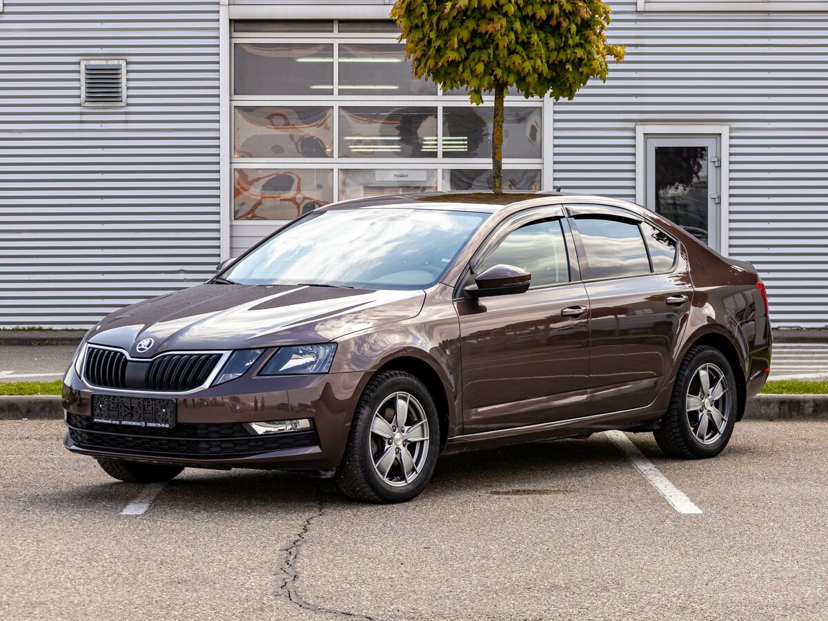 Открыть фотографии: Skoda Octavia III (A7) Рестайлинг