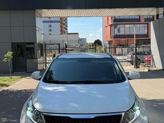 2015 Kia Sportage III Рестайлинг, белый, 1320000 рублей, вид 3