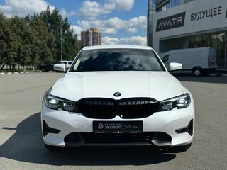2020 BMW 3 серии 320i VII (G2x), белый, 3790000 рублей, вид 2
