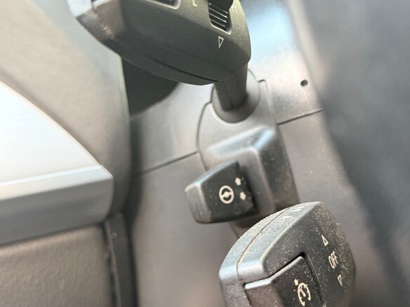 2011 BMW X6 M I (E71), синий, 2000000 рублей - вид 17