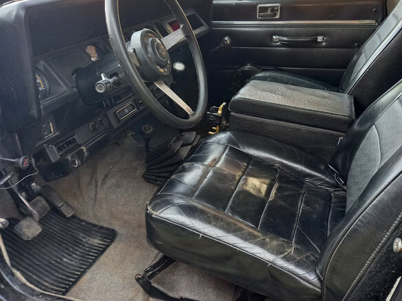 1986 Jeep Wrangler I (YJ), чёрный, 850000 рублей - вид 6