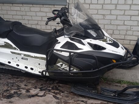 2012 BRP Lynx 69 Yeti Army, белый, 999000 рублей, вид 2