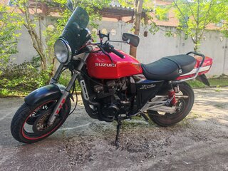 Suzuki GSX 400 Impulse