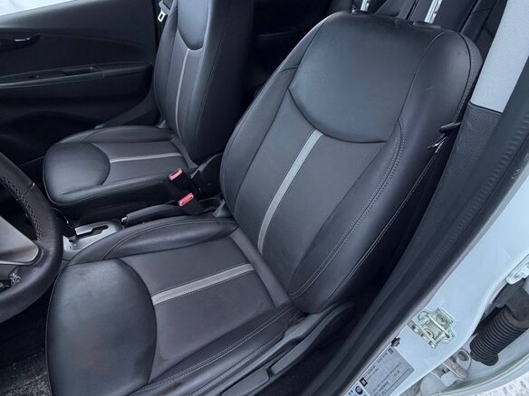 2021 Chevrolet Spark IV Рестайлинг, белый, 1700000 рублей - вид 9