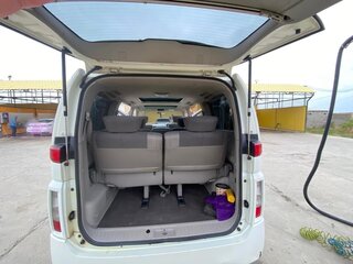 2003 Nissan Elgrand II (E51), белый, 450000 рублей, вид 5