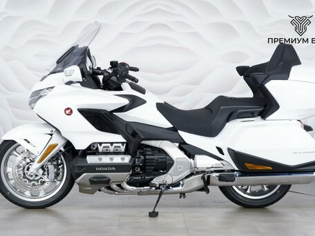 2026 Honda GL 1800 Gold Wing, белый, 3777000 рублей, вид 2