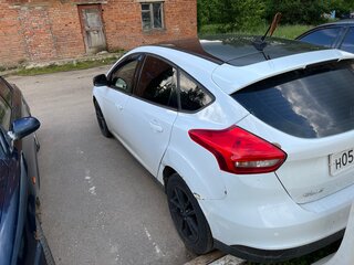 2017 Ford Focus III Рестайлинг, белый, 900000 рублей, вид 3