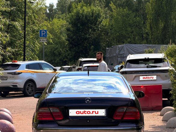 1997 Mercedes-Benz CLK-Класс 230 I (W208), синий, 585000 рублей - вид 3