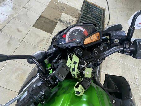 2015 Kawasaki Z 250, зелёный, 309000 рублей, вид 5
