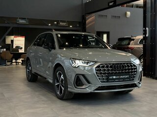 2026 Audi Q3 45 TFSI II (F3), серый, 4849000 рублей, вид 3