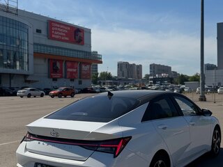 2023 Hyundai Elantra VII (CN7), белый, 1400000 рублей, вид 4
