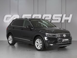 2018 Volkswagen Tiguan II, чёрный, 2629000 рублей, вид 1