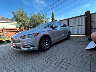 2017 Ford Fusion (North America) II Рестайлинг, серебристый, 1200000 рублей, вид 1