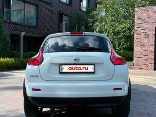 2014 Nissan Juke I Рестайлинг, белый, 795000 рублей, вид 4