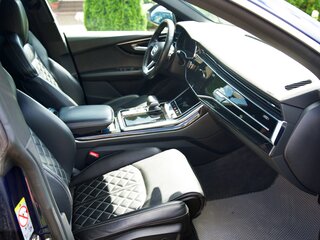 2018 Audi Q8 55 TFSI I (4M), синий, 6800000 рублей, вид 4