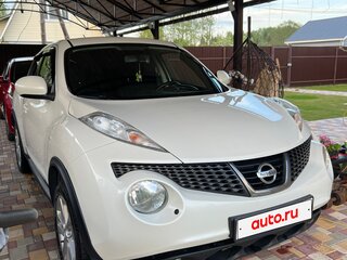 2013 Nissan Juke I, белый, 1050000 рублей, вид 2