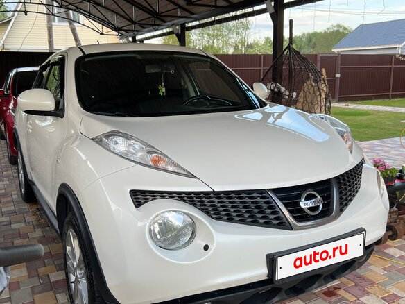2013 Nissan Juke I, белый, 1050000 рублей - вид 1