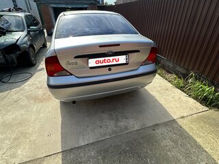 2003 Ford Focus I Рестайлинг, серебристый, 220000 рублей, вид 5