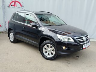 2011 Volkswagen Tiguan I, чёрный, 1079000 рублей, вид 1