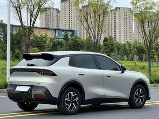 2026 Changan Qiyuan Q05 40.3 kWh II, серебристый, 2100000 рублей, вид 4