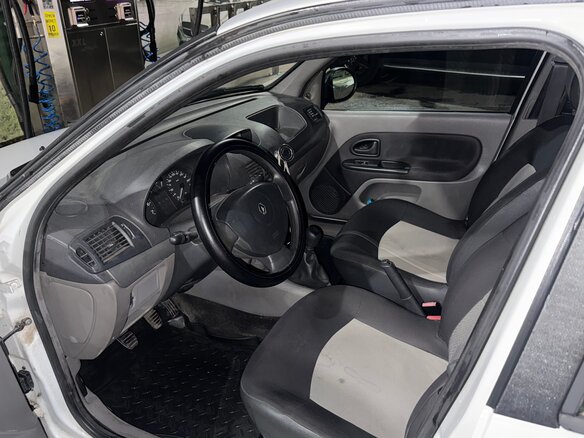 2010 Renault Symbol ll, белый, 265000 рублей - вид 5