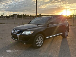 2007 Volkswagen Touareg I Рестайлинг, чёрный, 1190000 рублей, вид 3