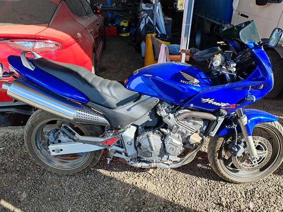 1999 Honda CB 600F Hornet, синий, 390000 рублей - вид 2