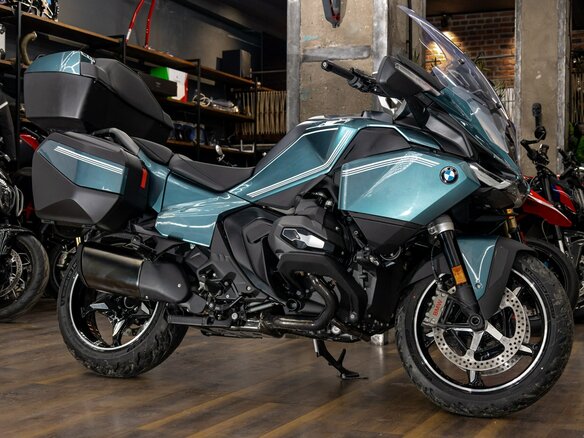 2026 BMW R 1300 RT, чёрный, 3490000 рублей - вид 8