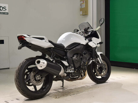 2010 Yamaha FZ1, белый, 429308 рублей, вид 5