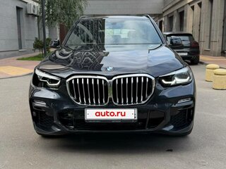2018 BMW X5 50i IV (G05/G18), чёрный, 4900000 рублей, вид 2