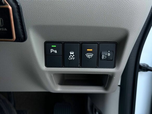 2017 Honda Stepwgn V, белый - вид 22