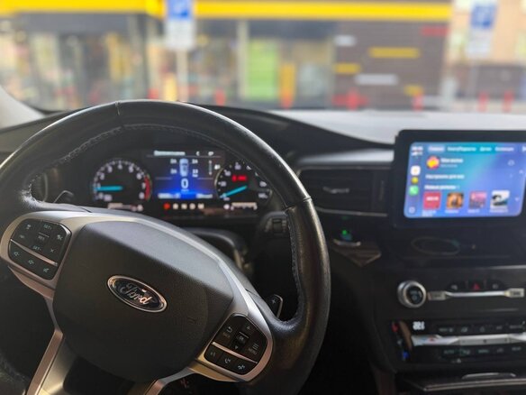 2020 Ford Explorer VI, белый, 3350000 рублей - вид 5