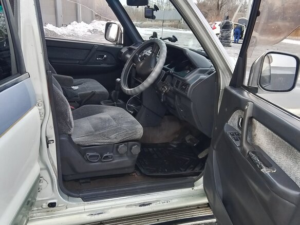 1994 Mitsubishi Pajero II, серый, 850000 рублей - вид 6