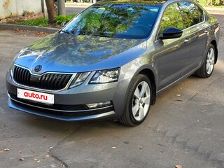 2019 Skoda Octavia III (A7) Рестайлинг, серый, 1990000 рублей, вид 1