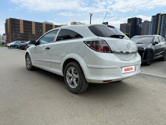 2009 Opel Astra GTC H Рестайлинг, белый, 335000 рублей - вид 9
