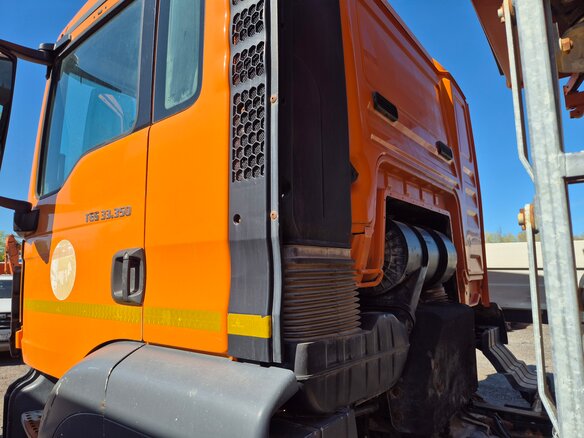 2012 MAN TGS, золотистый, 3450000 рублей - вид 22
