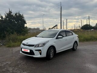 2017 Kia Rio IV, белый, 1500000 рублей, вид 1